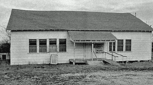 Three rooms block frame building. The 2nd building was a Rosenwald School. Rosenwald fund paid 1/3 of the total cost of the building and equipment, completed in 1922. In 1951, students were bused to St. Paul School in Greenville for graduation diploma.