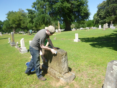Cemetery Cleaning May 2017 - 3