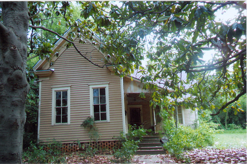 122 S. Sanders - front facade