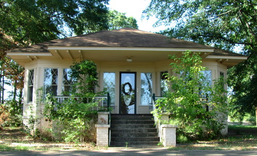 1722 Martinsville - front facade (faces north)