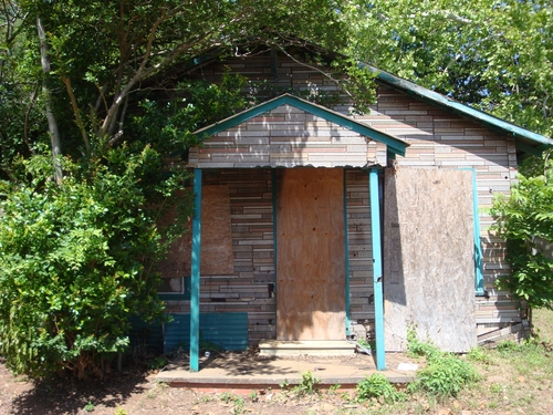 319 Richardson Front