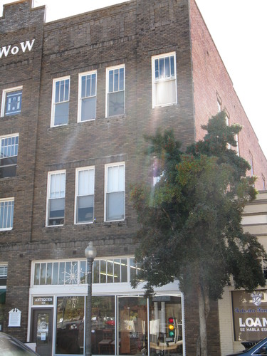 412 E Main Right Side