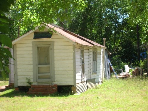 418 N. Lanana Outbuilding