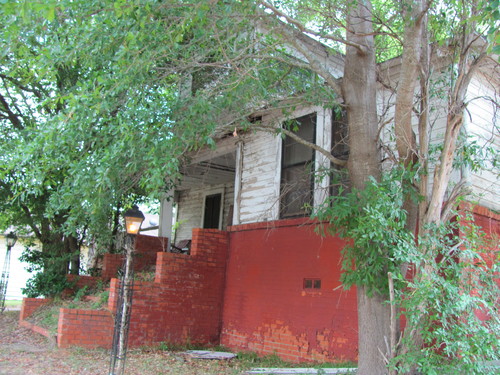 503 Shawnee - southwest corner