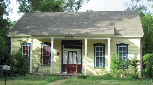 520 E. Pilar - front facade (faces north)