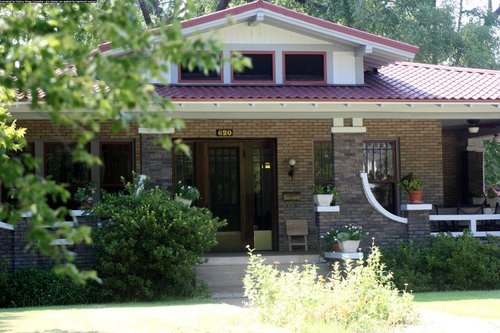 620 Logansport Front