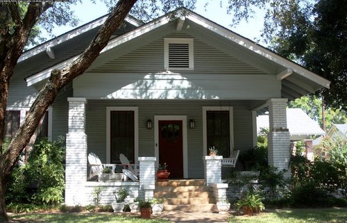 623 Logansport Front