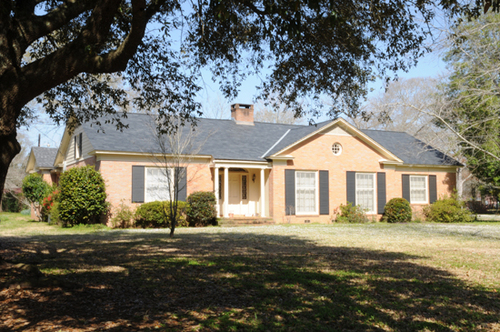 629 Logansport Front