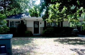 718 N. Fredonia Front