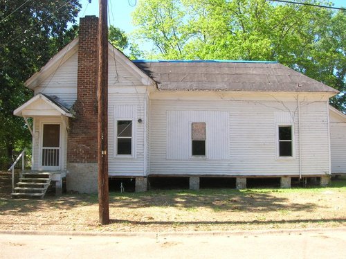 720 Bois d'Arc Front