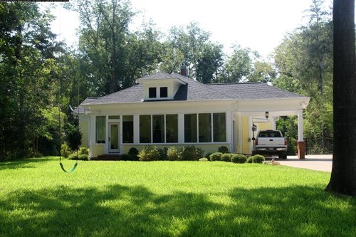 722 Logansport Front