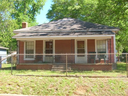 727 Bois d'Arc Front