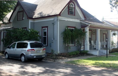 730 N. Mound Left Side