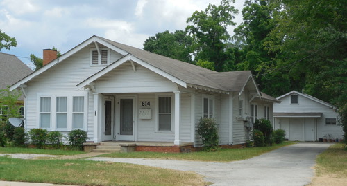 814 N. Mound - southwest corner - July 2013