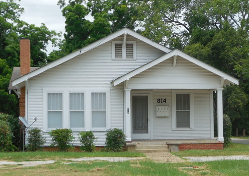 814 N. Mound - front facade (faces west) - July 2013