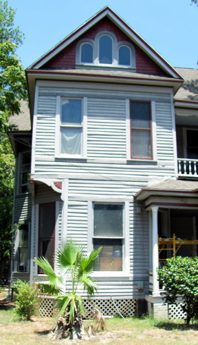 904 W. Main - southwest corner detail