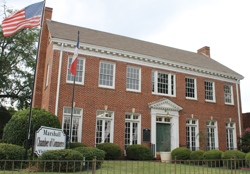 Chamber of Commerce Front View