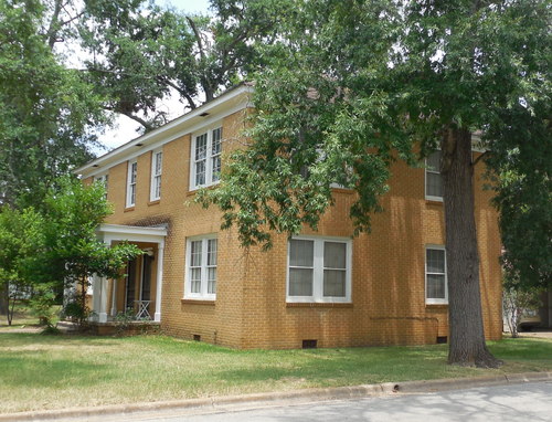 800/802 N. Mound - southwest corner & south side - July 2013