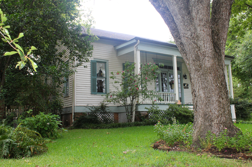 Duffield-Williams Cottage Left View