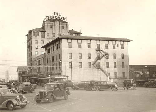 Hotel 1930's