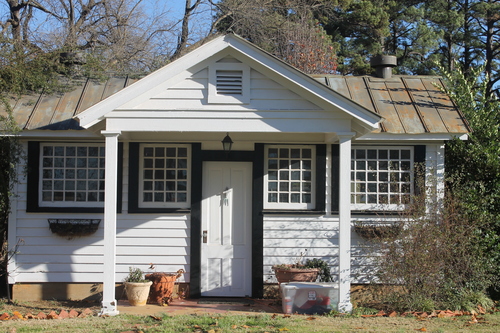Close up of Servent's Quarters