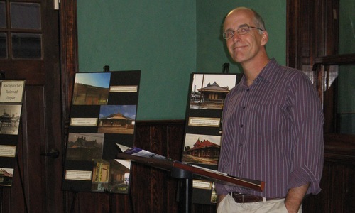 Dr. Jerry Williams introducing Dr. Abernethy