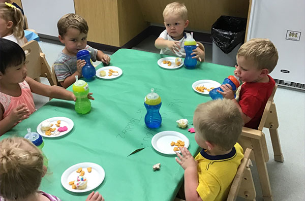 children eating