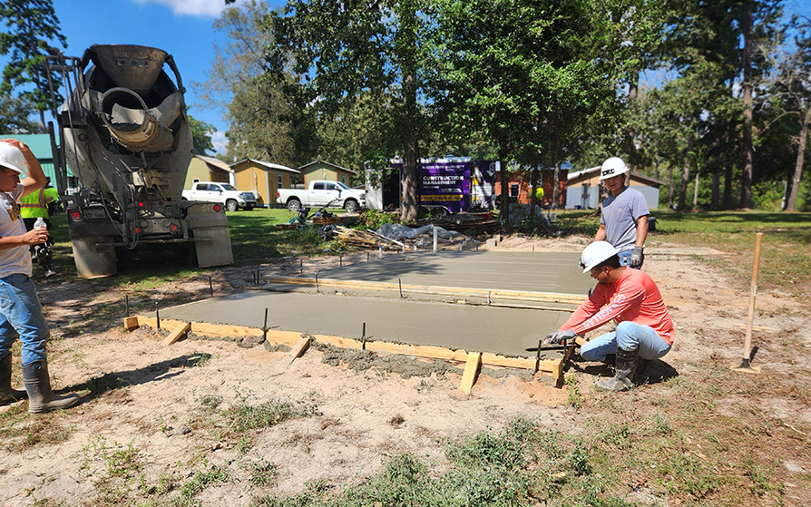 Construction Management students on a jobsite