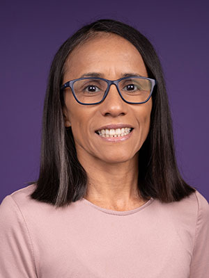 Dr. Carmen Montaña-Schalk