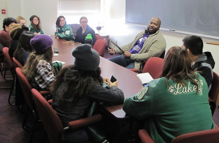 Director Cleo House Jr. offers suggestions to Central High School students following their performance of “Hansel and Gretel” during the 2018 UIL One-Act Play Festival.