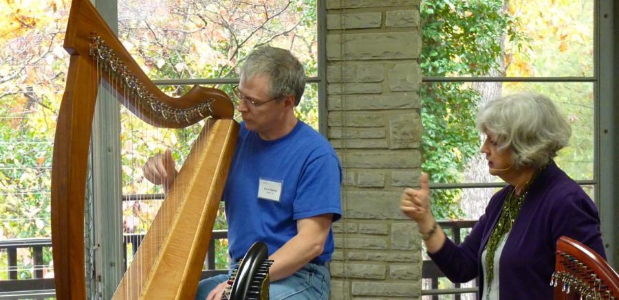 Emily Mitchell teaching at the Southeastern Harp Weekend in Asheville, North Carolina