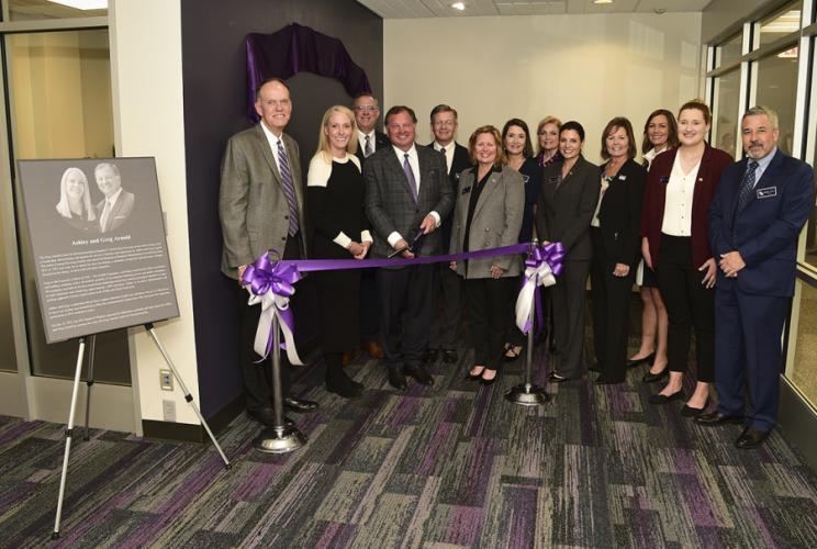 Celebrating the Arnold Center for Entrepreneurship in the SFA Rusche College of Business
