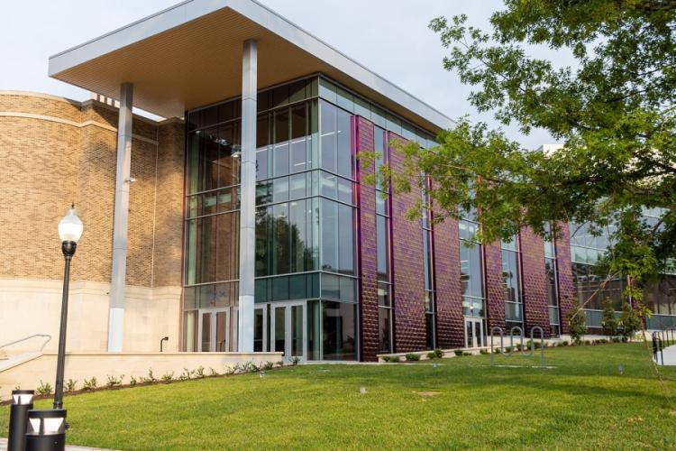 Exterior of the L.E. Griffith Fine Arts Building on the SFA campus