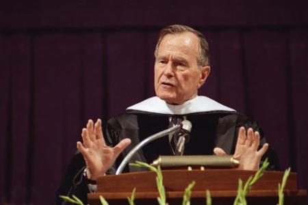 Bush delivers commencement address