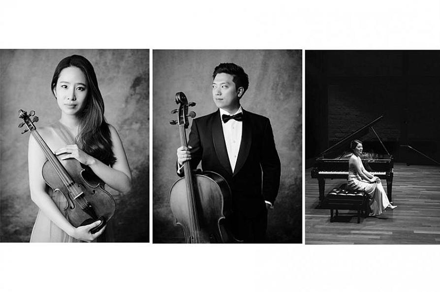 Minhee Bae, Jinsun Choi and Hyun Ji Oh