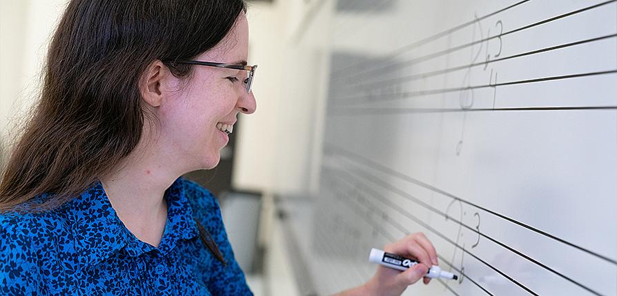 Samantha Inman lecturing