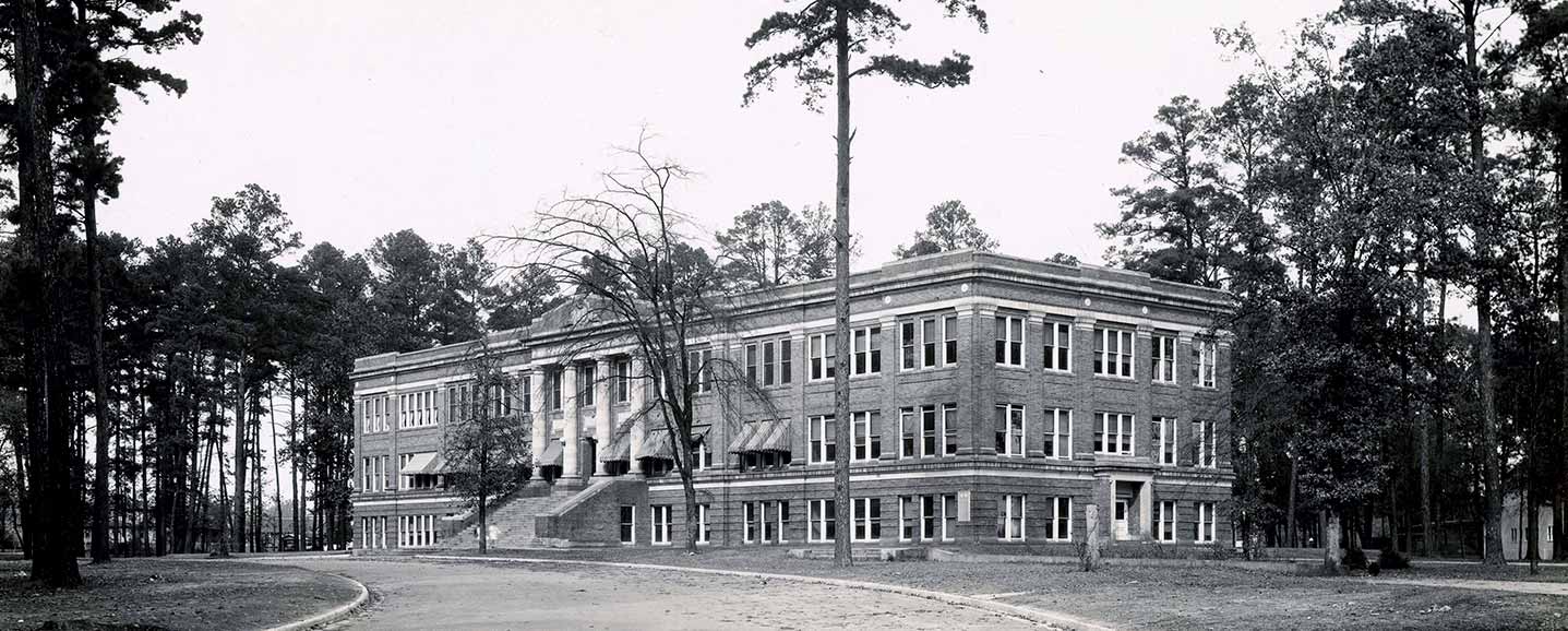 Austin Building on SFA campus