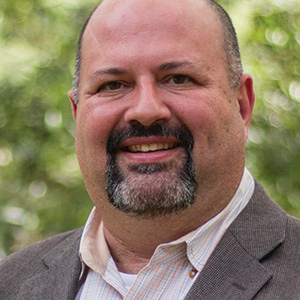 Dr. Roel Lopez