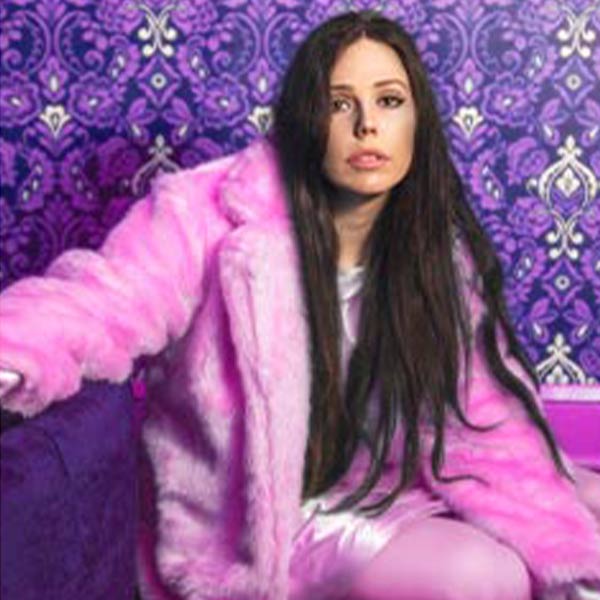 Kat Alyst '11
