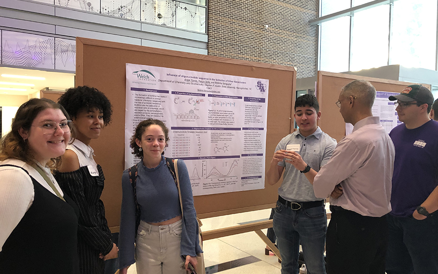 Students showing their research project
