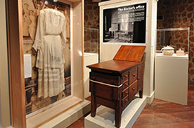 exhibits inside the Stone Fort Museum