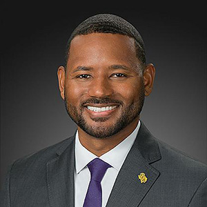 Dr. Kent Willis