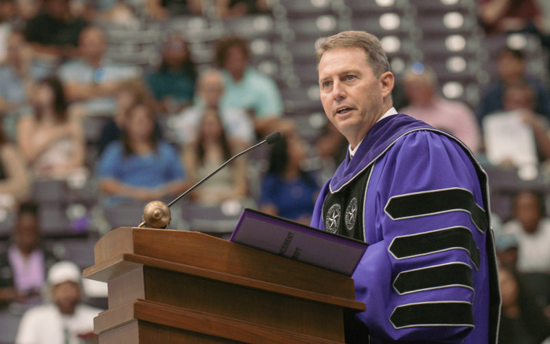 Dr Weaver speaking at commencement