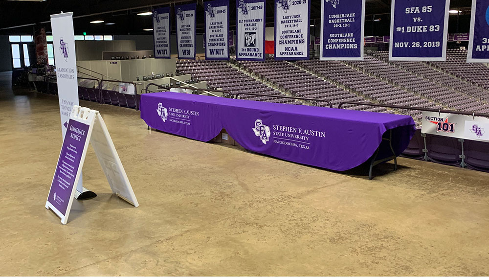 Welcome table
