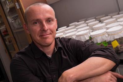 Dr. Scott Egan