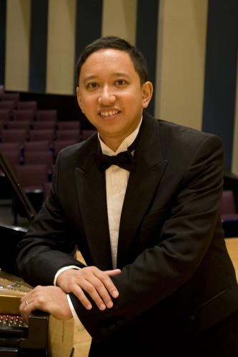 Mario Ajero