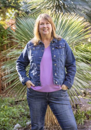Pam Penick, Texas gardener, speaker and author