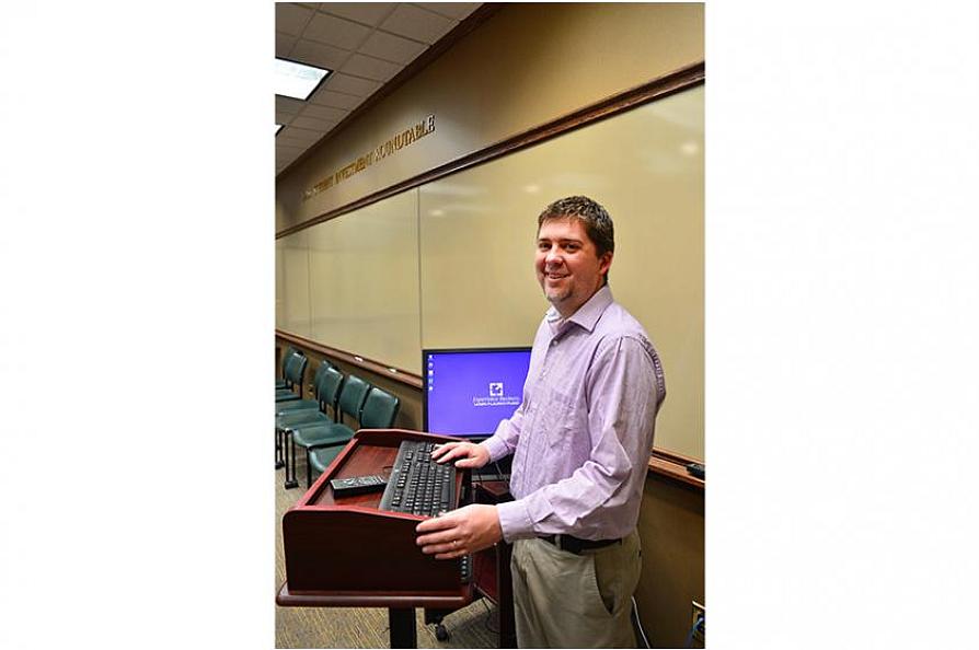 Dr. Mark Scanlan